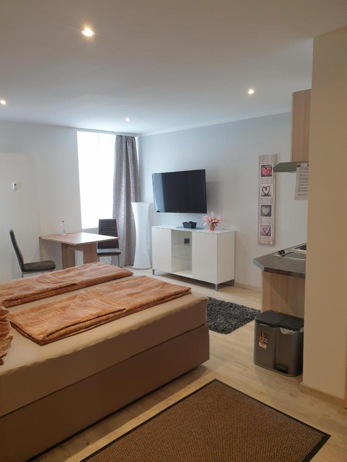 Altenstadt an der Waldnaab Hausner'S Hotel- Studio Apartments מראה חיצוני תמונה