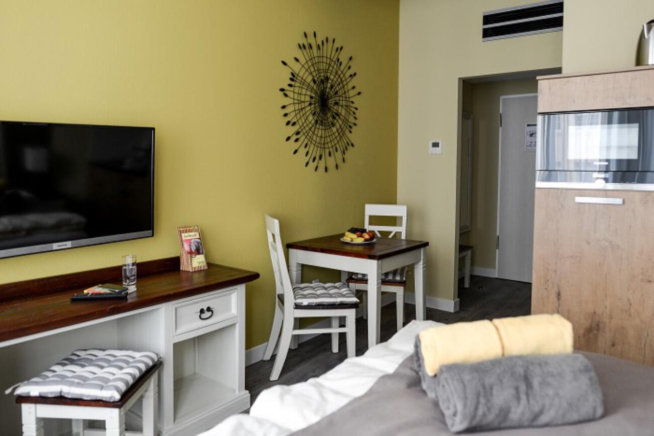 Altenstadt an der Waldnaab Hausner'S Hotel- Studio Apartments מראה חיצוני תמונה